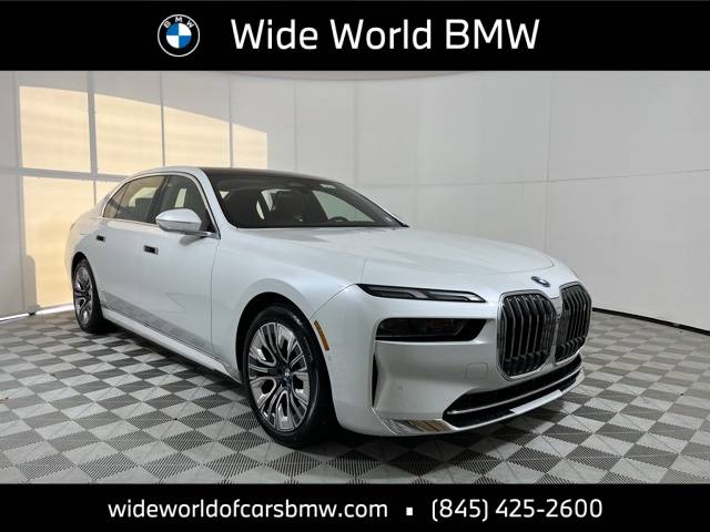 2025 BMW i7 xDrive60 — Sedan — 794 mi — Spring Valley, NY