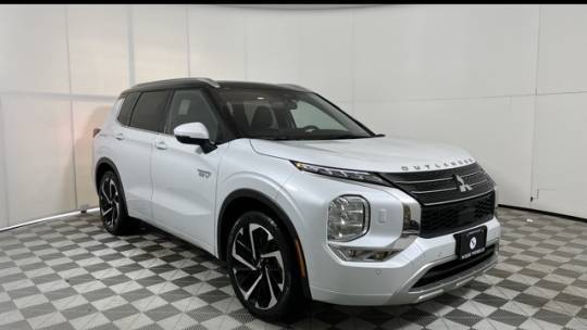 2023 Mitsubishi Outlander Plug-In Hybrid SEL — SUV — 28,605 mi — Spring Valley, NY