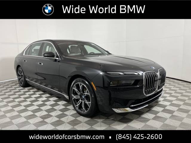 2025 BMW i7 xDrive60 — Sedan — 920 mi — Spring Valley, NY