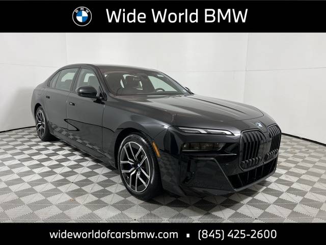 2025 BMW 7 Series 760i — Sedan — 5,900 mi — Spring Valley, NY