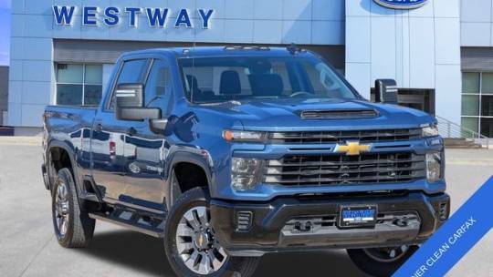 2024 Chevrolet Silverado 2500HD Custom — Pickup Truck — 40,869 mi — Irving, TX
