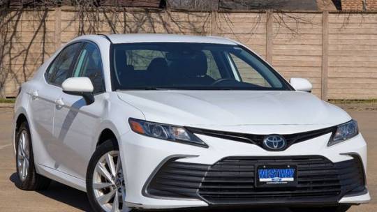 2022 Toyota Camry LE — Sedan — 52,428 mi — Irving, TX