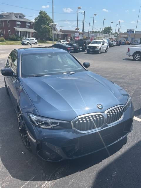 2025 BMW 3 Series 330i — Sedan — 4,612 mi — Belleville, IL