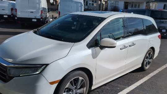 2023 Honda Odyssey Elite — Minivan — 42,636 mi — Belleville, IL