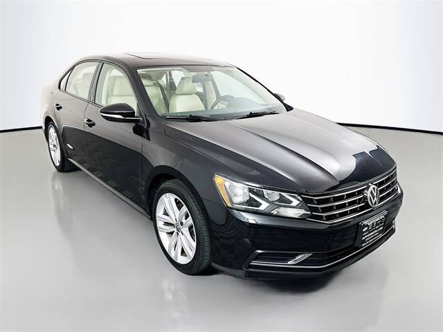 2019 Volkswagen Passat Wolfsburg Edition — Sedan — 59,456 mi — Belleville, IL