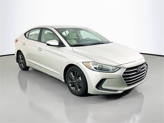 2018 Hyundai Elantra SEL — Sedan — 104,649 mi — Belleville, IL