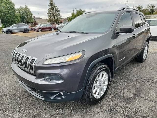 2016 Jeep Cherokee Latitude — SUV — 57,449 mi — Belleville, IL