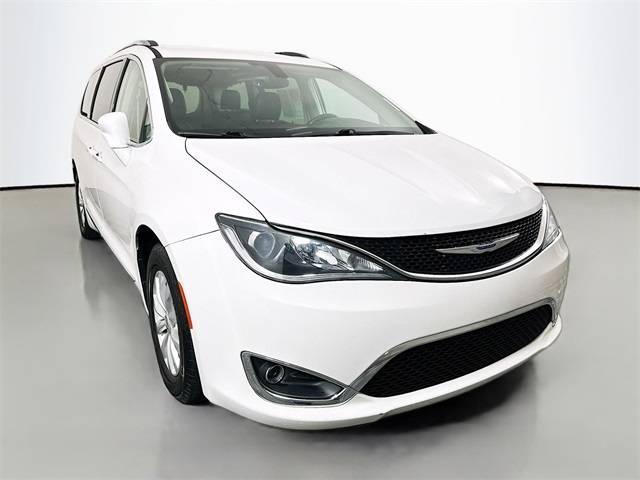 2018 Chrysler Pacifica Touring L Plus — Minivan — 75,689 mi — Belleville, IL