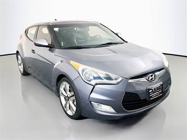2016 Hyundai Veloster Base — Hatchback — 74,859 mi — Belleville, IL