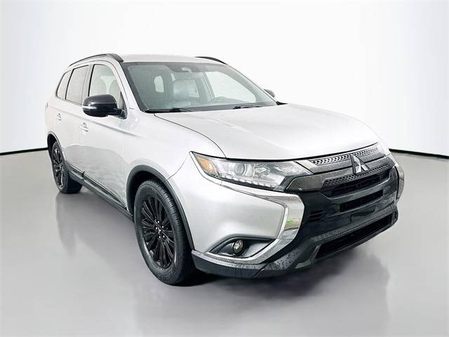 2020 Mitsubishi Outlander LE — SUV — 140,978 mi — Belleville, IL