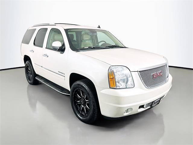 2011 GMC Yukon Denali — SUV — 120,000 mi — Belleville, IL