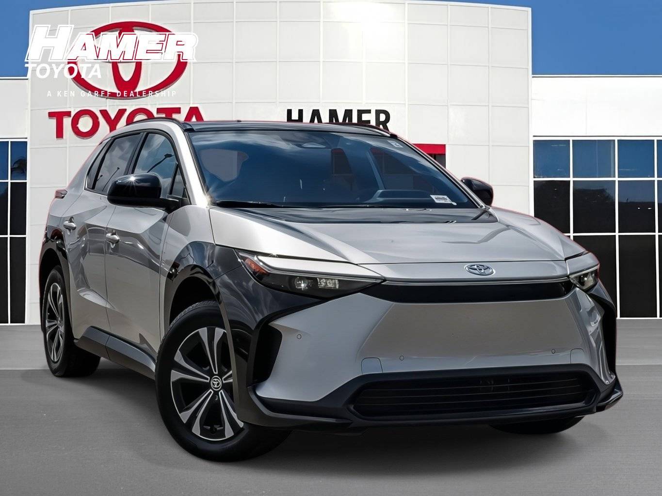 2024 Toyota bZ4X XLE — SUV — 11,123 mi — Mission Hills, CA