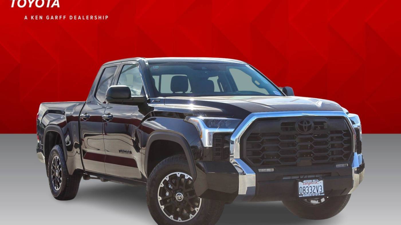 2023 Toyota Tundra SR5 — Pickup Truck — 10,289 mi — Mission Hills, CA