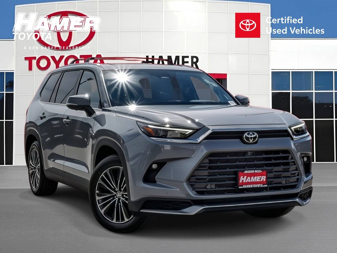 2025 Toyota Grand Highlander Hybrid MAX Platinum — SUV — 8 mi — Mission Hills, CA