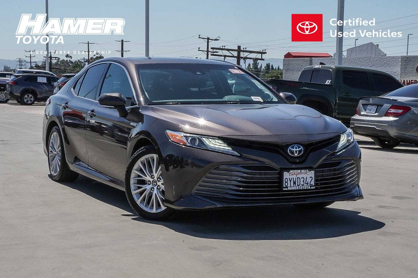2018 Toyota Camry Hybrid XLE — Sedan — 93,038 mi — Mission Hills, CA