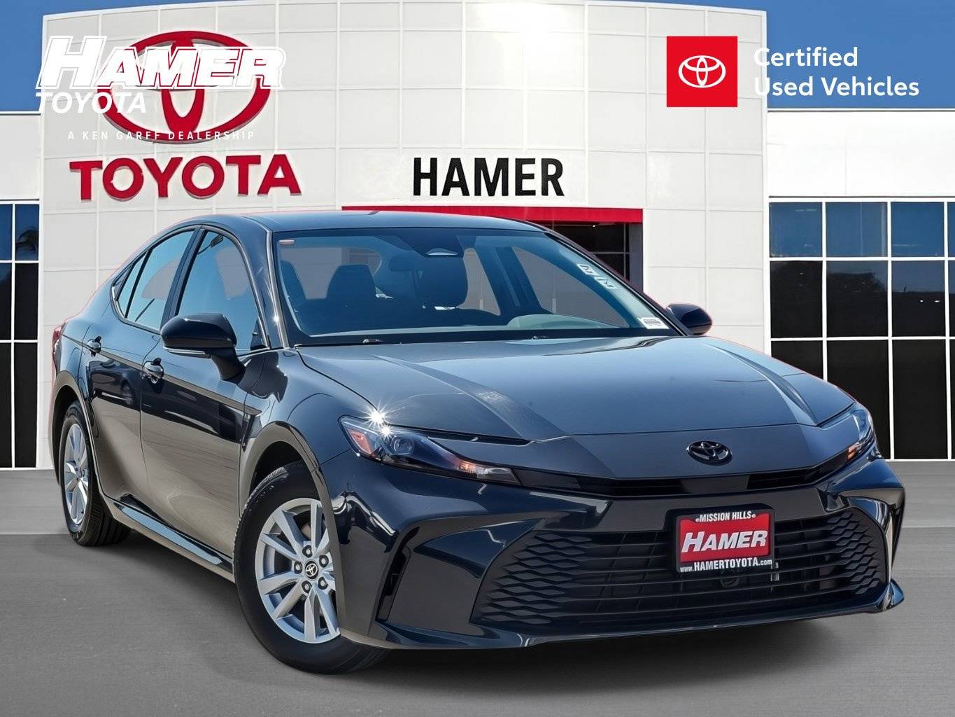 2025 Toyota Camry Hybrid LE — Sedan — 1,973 mi — Mission Hills, CA