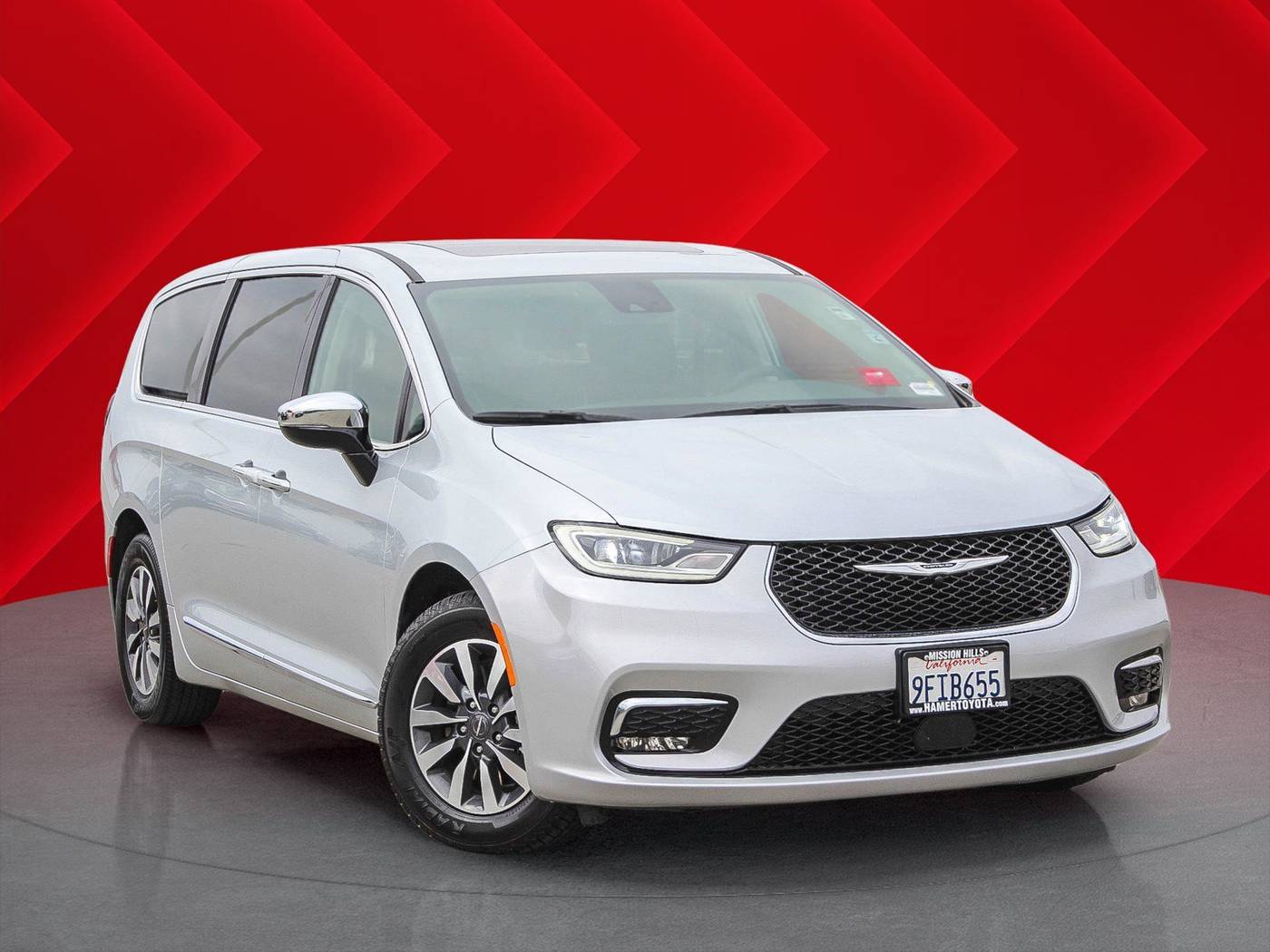 2023 Chrysler Pacifica Hybrid Limited — Minivan — 55,101 mi — Mission Hills, CA