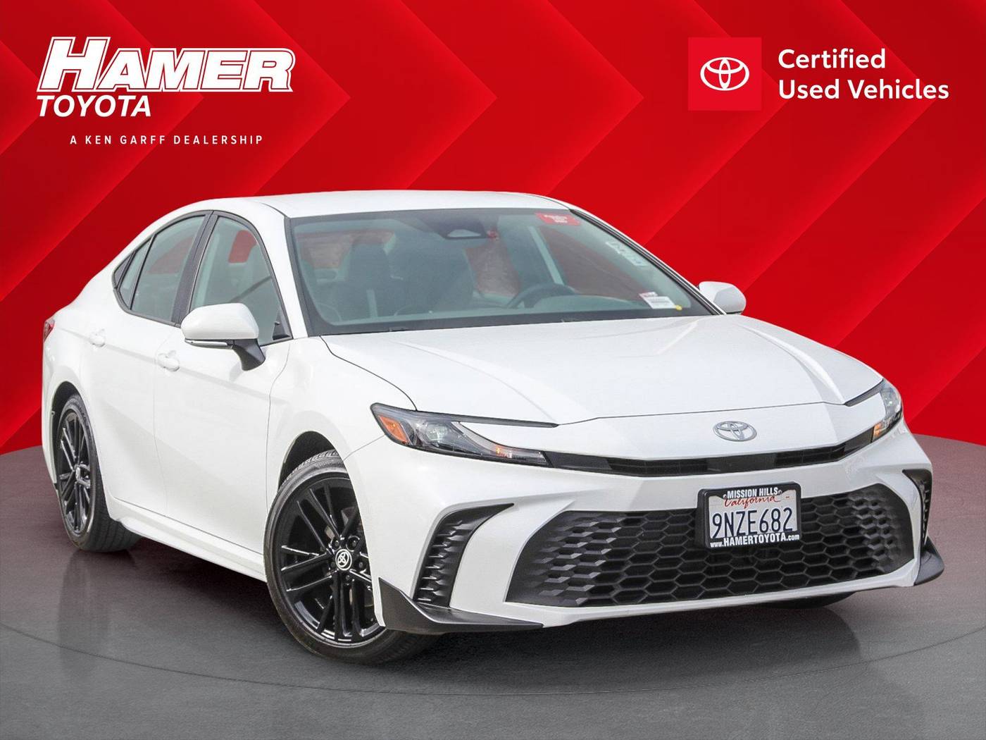 2025 Toyota Camry SE — Sedan — 12,370 mi — Mission Hills, CA