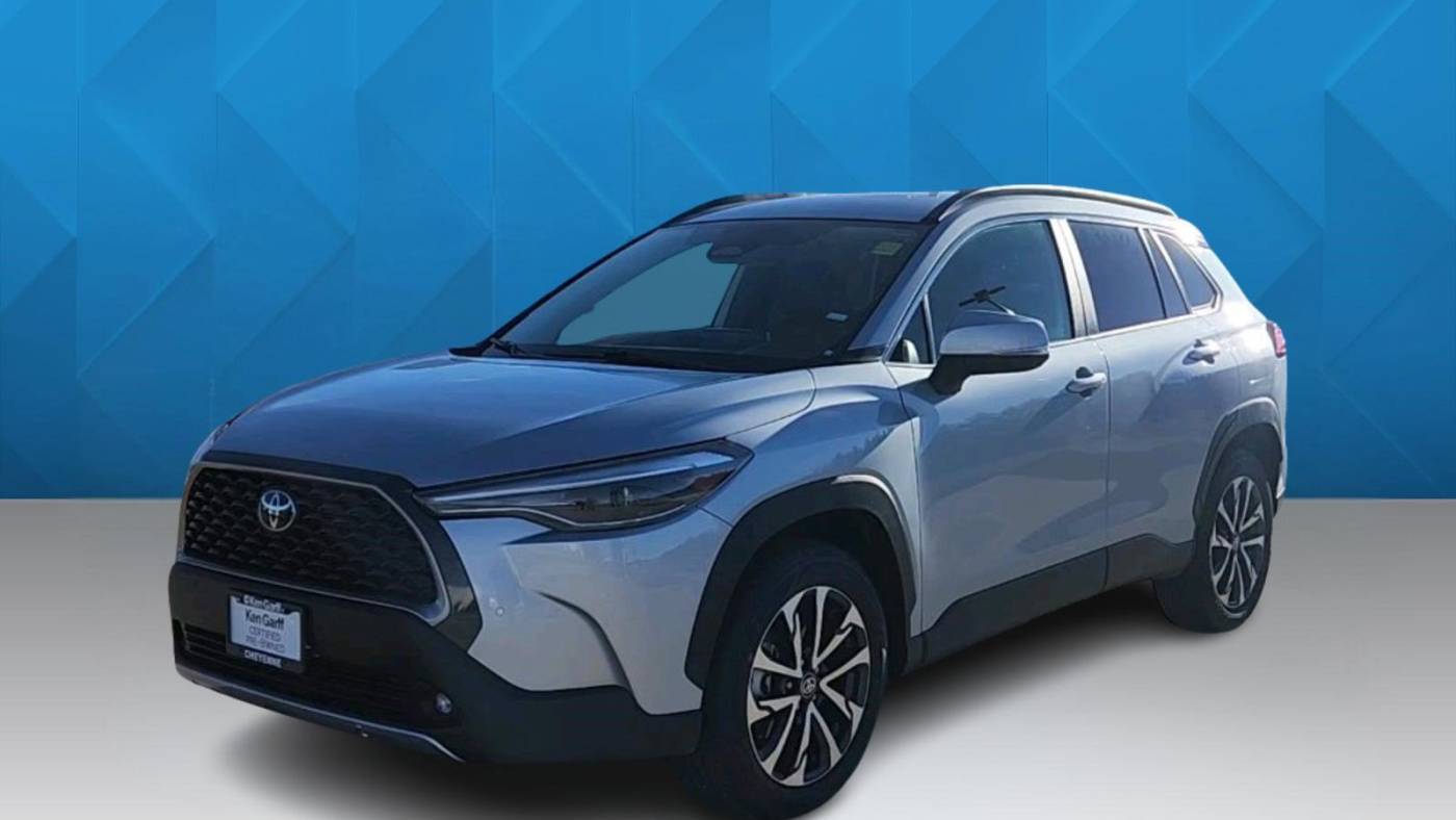 2024 Toyota Corolla Cross XLE — SUV — 28,575 mi — Mission Hills, CA