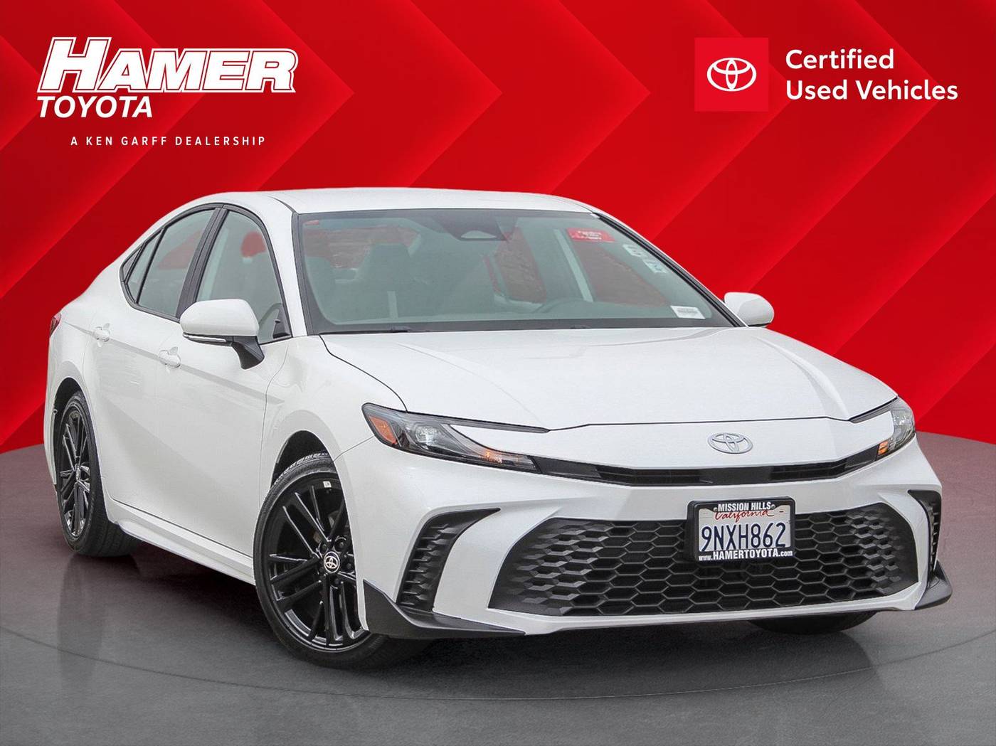 2025 Toyota Camry SE — Sedan — 11,827 mi — Mission Hills, CA