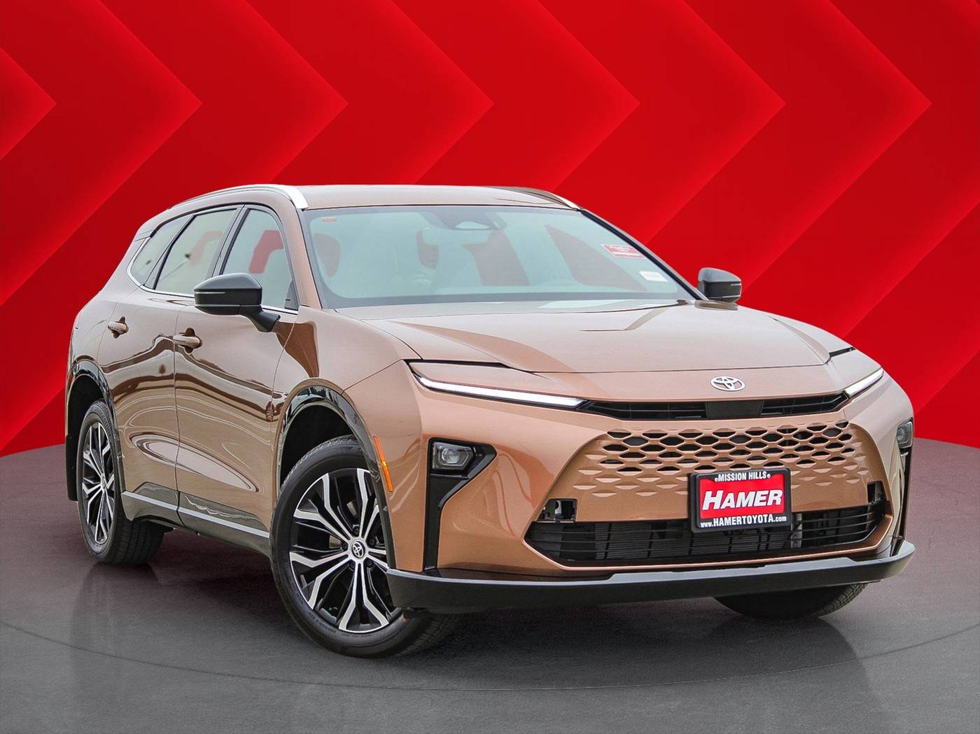 2025 Toyota Crown Signia XLE — SUV — 5 mi — Mission Hills, CA