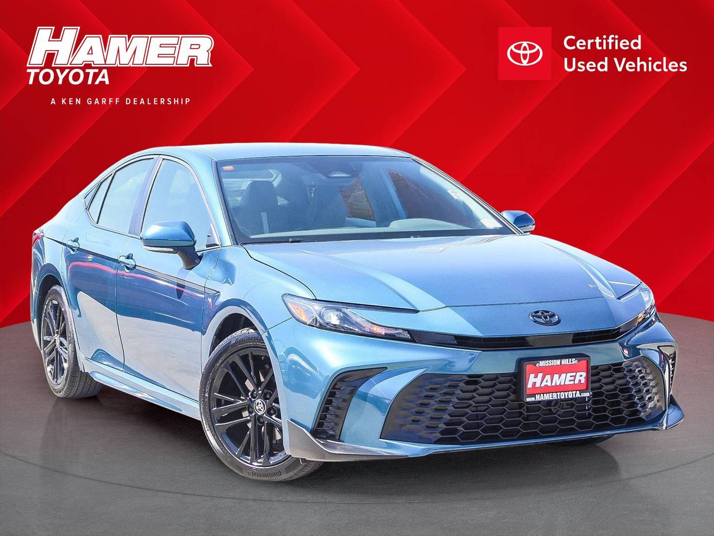 2025 Toyota Camry SE — Sedan — 5 mi — Mission Hills, CA