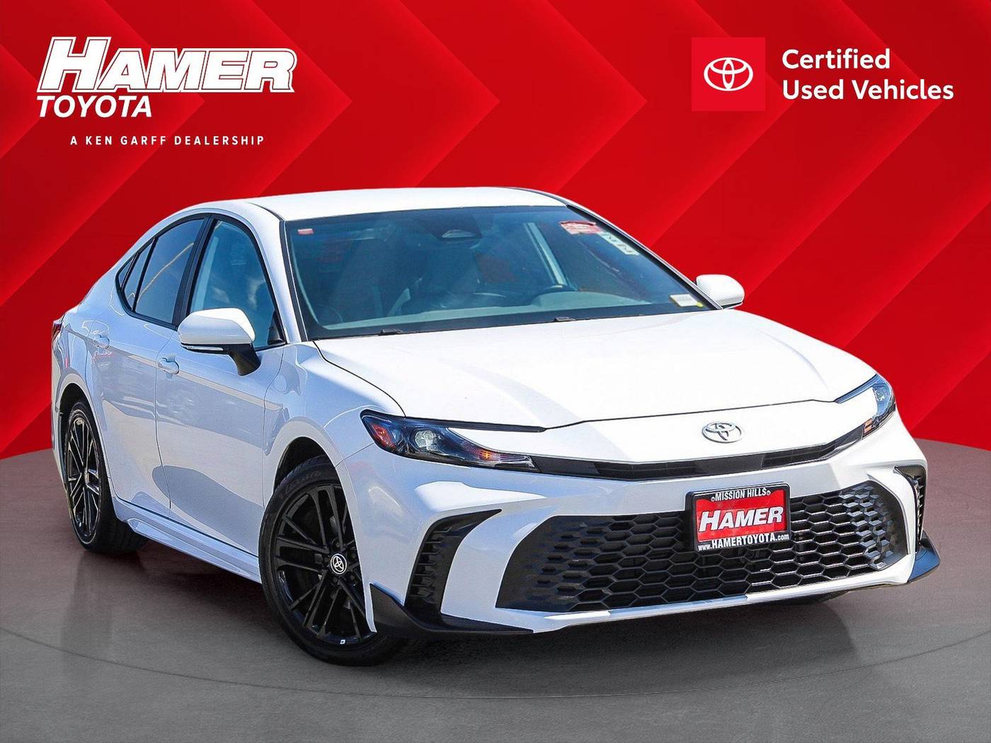 2025 Toyota Camry SE — Sedan — 12,082 mi — Mission Hills, CA
