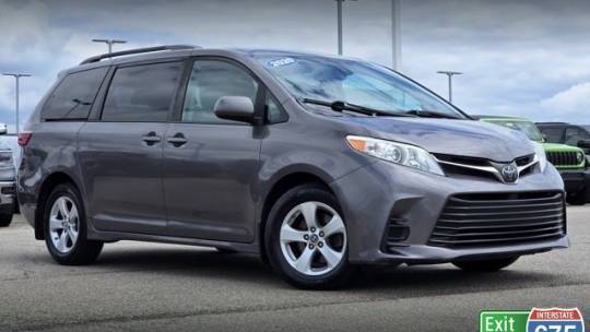 2020 Toyota Sienna LE Mobility