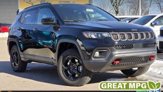 2023 Jeep Compass Trailhawk — SUV — 9,221 mi — Centerville, OH