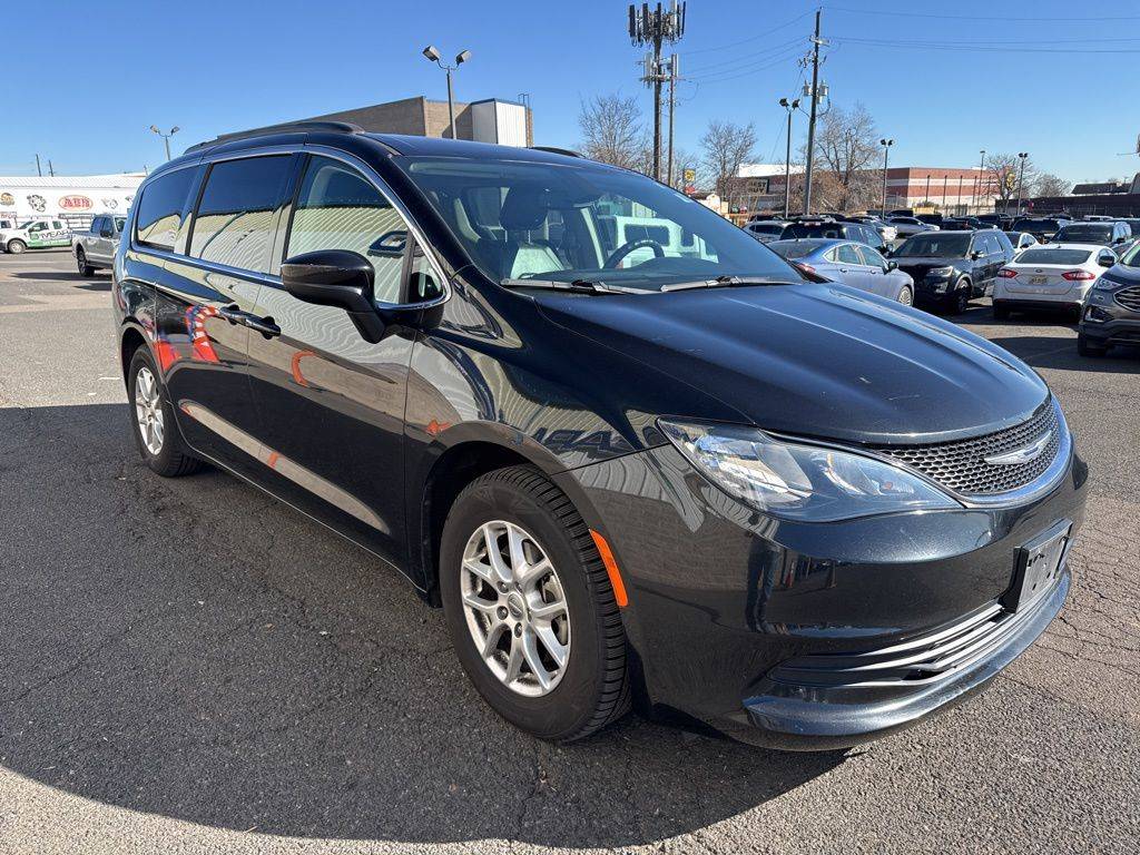 2020 Chrysler Voyager LXI — Minivan — 77,772 mi — Northglenn, CO