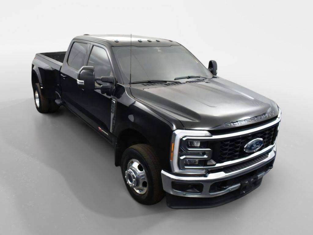 2023 Ford Super Duty F-350 LARIAT — Pickup Truck — 24,860 mi — Northglenn, CO
