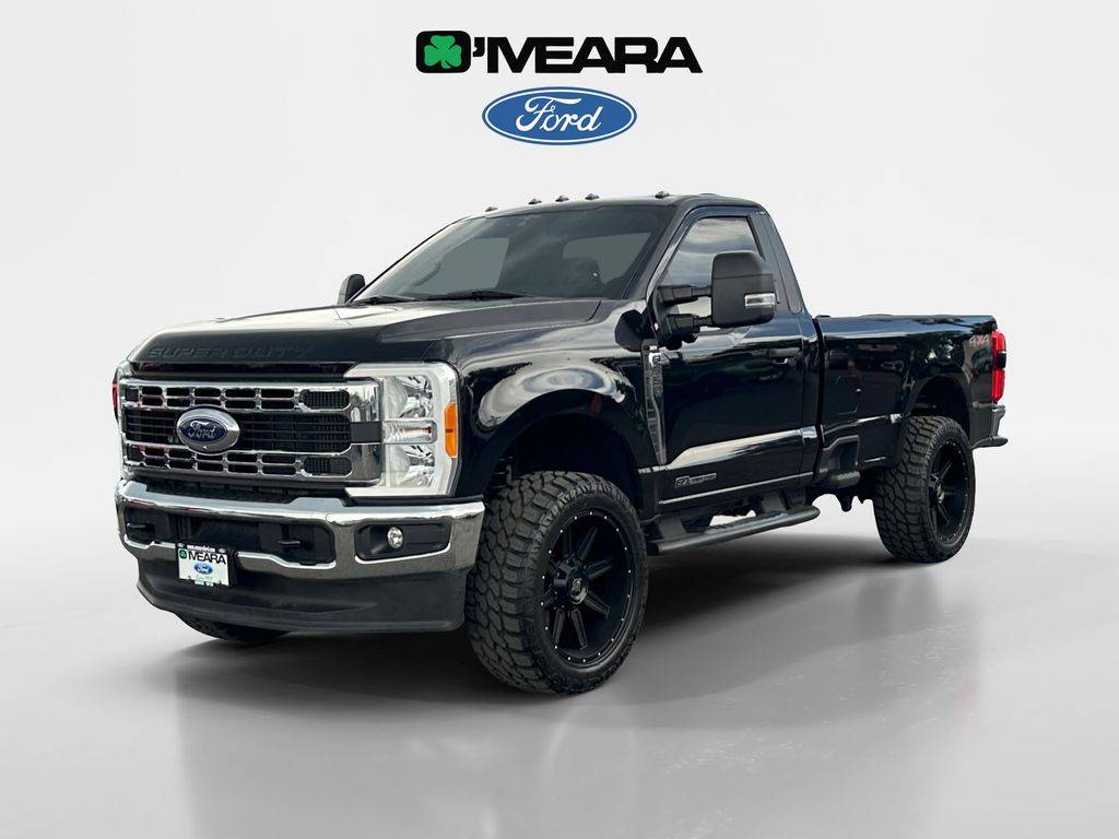 2023 Ford Super Duty F-350 XLT — Pickup Truck — 6,129 mi — Northglenn, CO