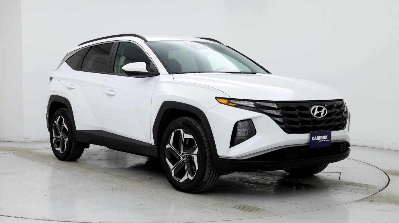 2023 Volvo XC40 Plus — SUV — 4,696 mi — Norwood, MA