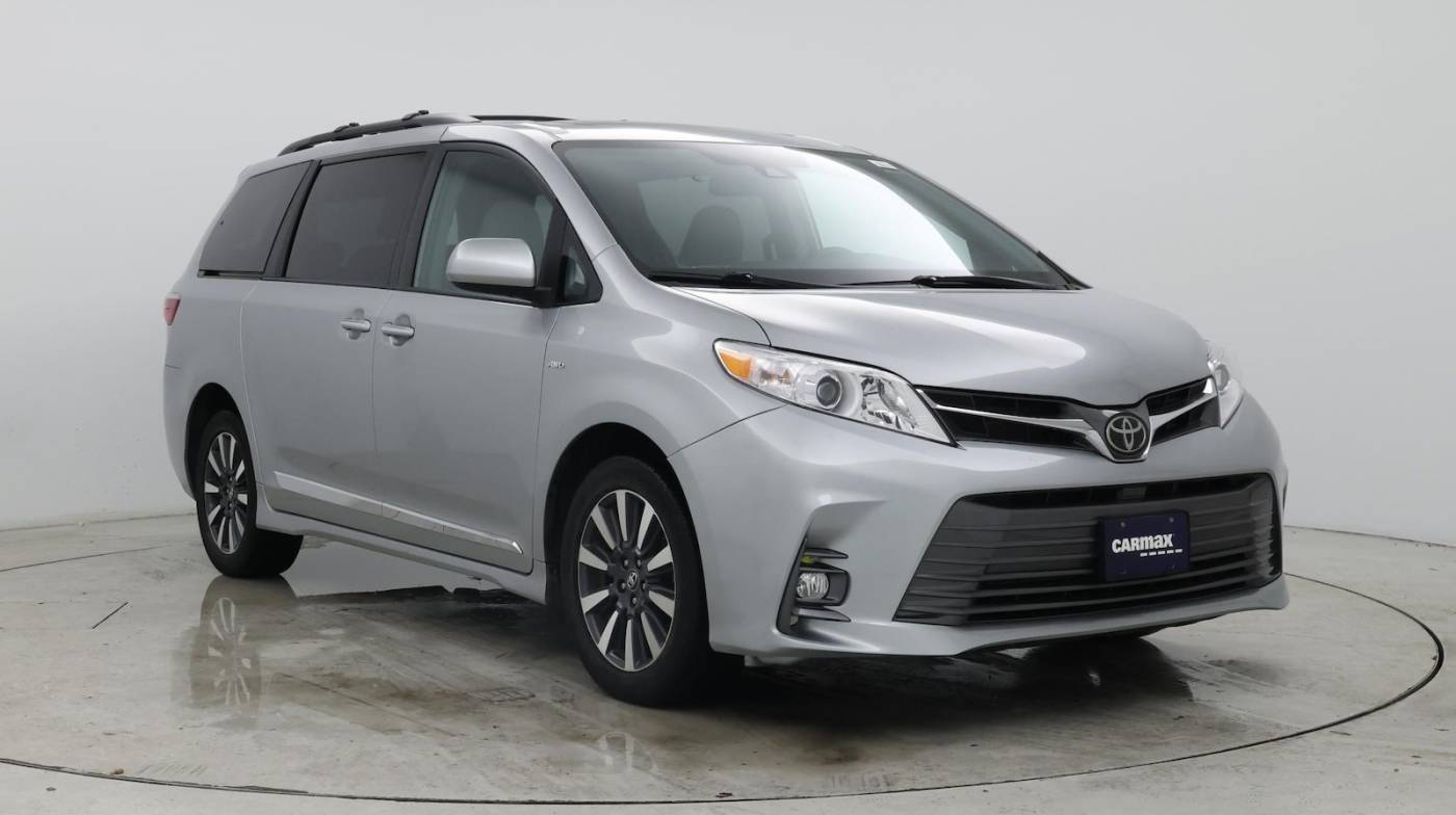 2019 Toyota Sienna XLE Premium — Minivan — 45,150 mi — Norwood, MA