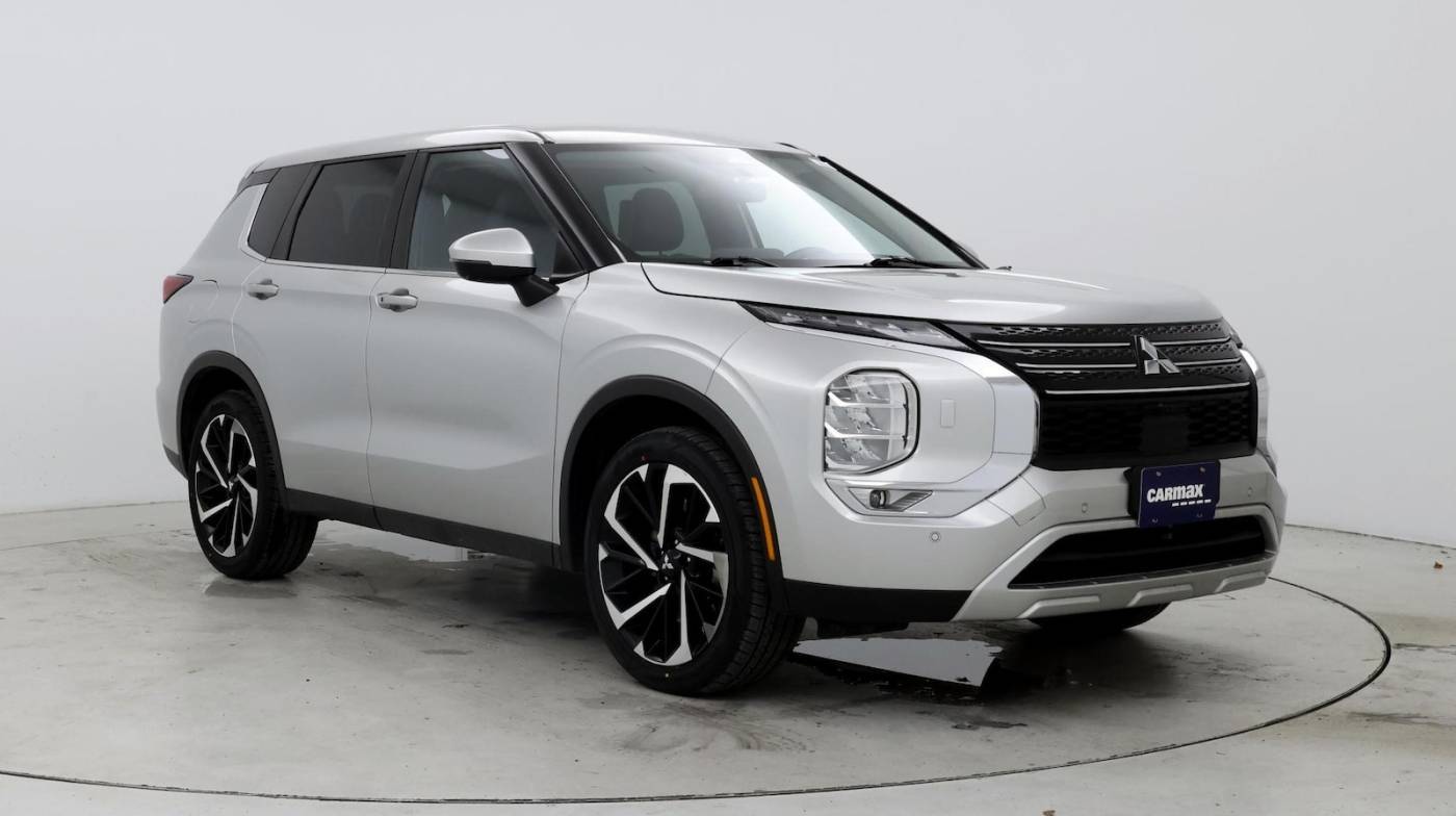 2022 Mitsubishi Outlander SE — SUV — 28,976 mi — Norwood, MA