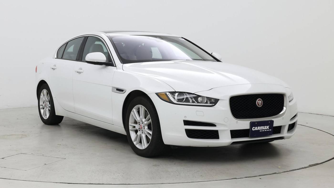 2018 Jaguar XE