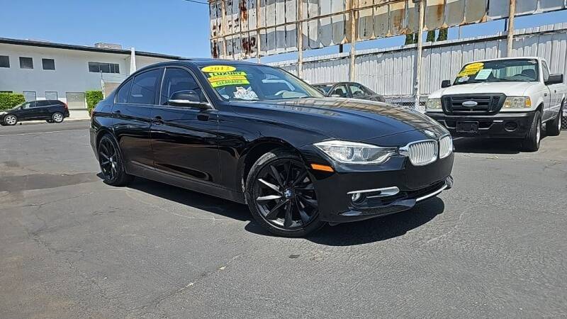 2012 BMW 3 Series 328i