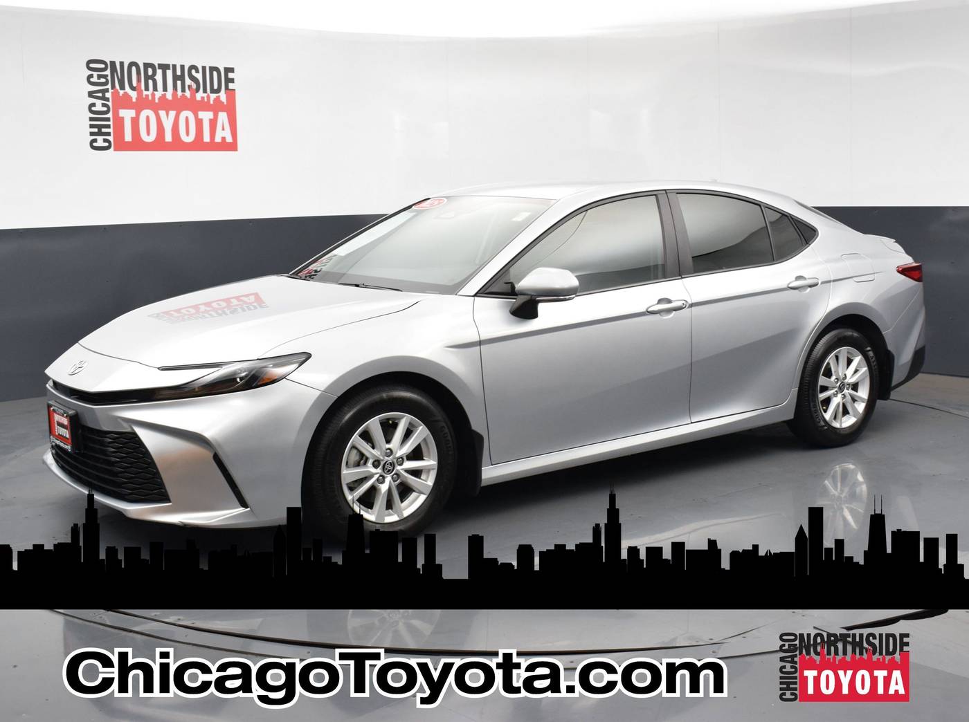 2025 Toyota Camry Hybrid LE — Sedan — 8,088 mi — Chicago, IL