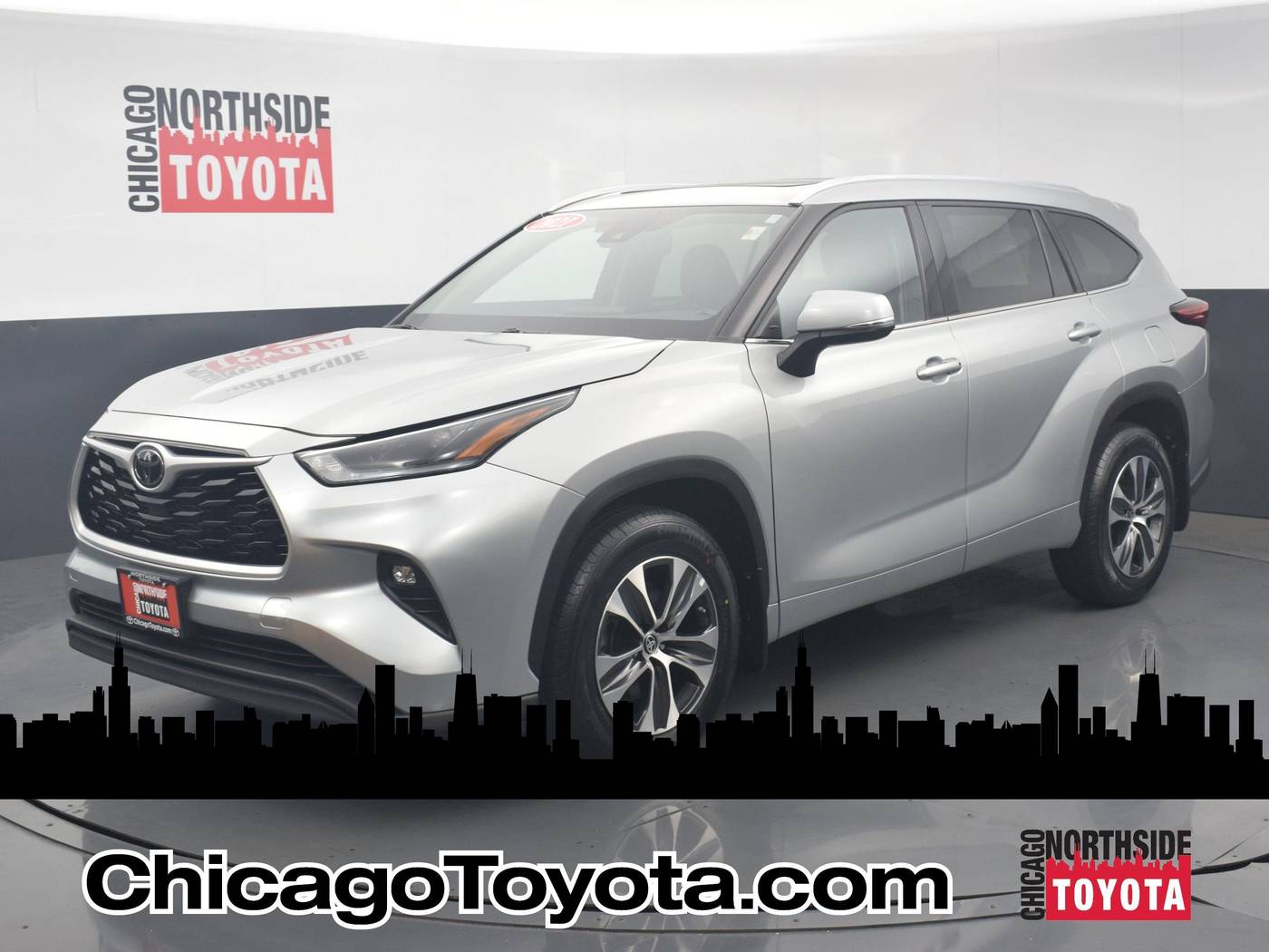 2021 Toyota Highlander XLE — SUV — 44,193 mi — Chicago, IL