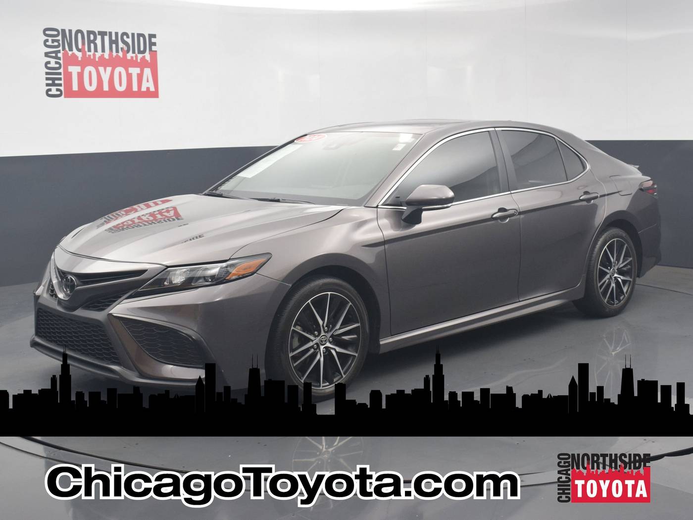 2024 Toyota Camry SE Nightshade — Sedan — 24,800 mi — Chicago, IL
