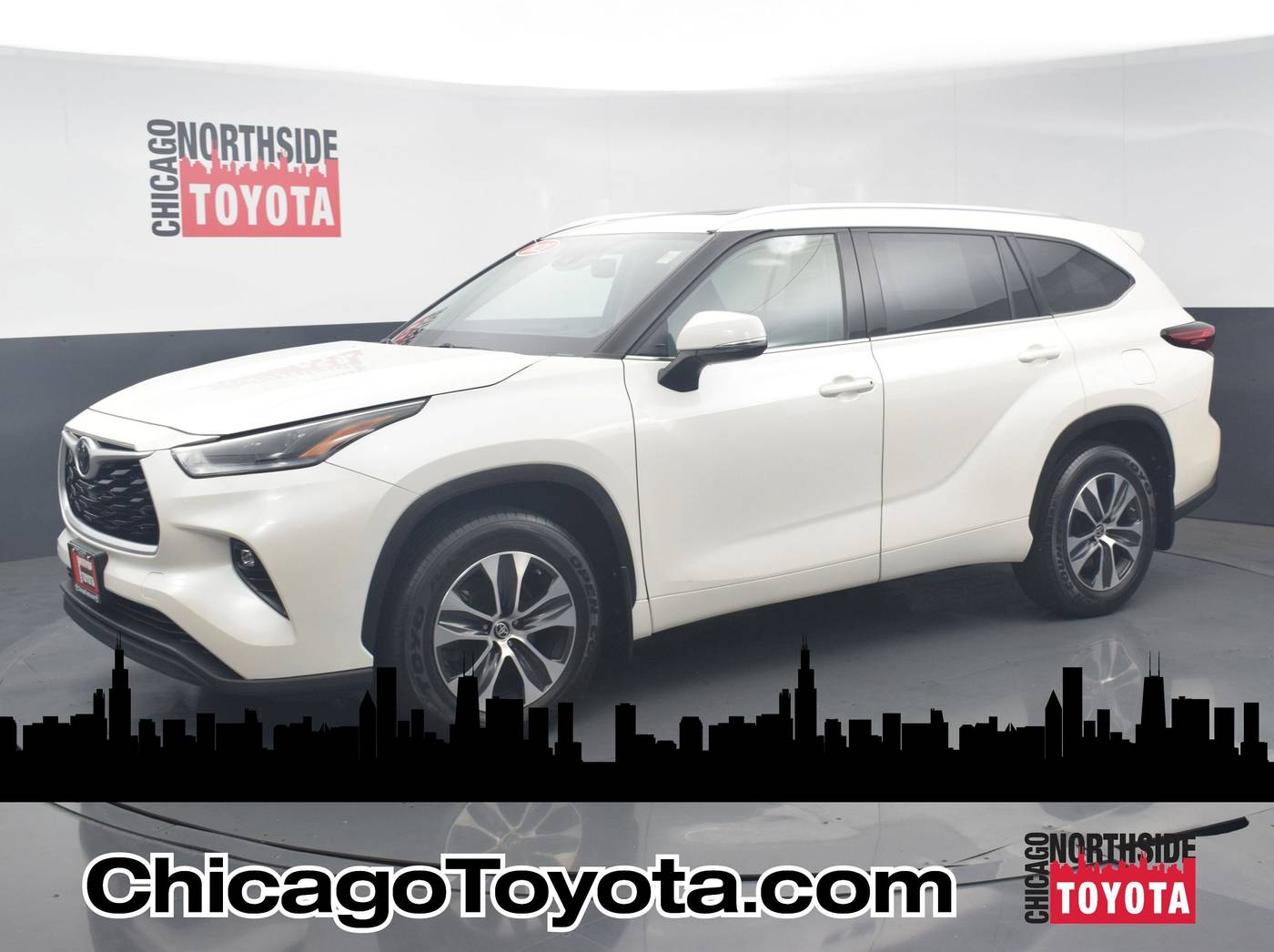 2021 Toyota Highlander XLE — SUV — 32,236 mi — Chicago, IL