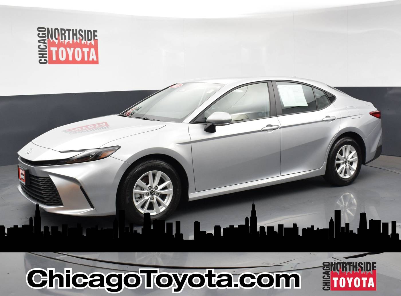 2025 Toyota Camry Hybrid LE — Sedan — 9,630 mi — Chicago, IL