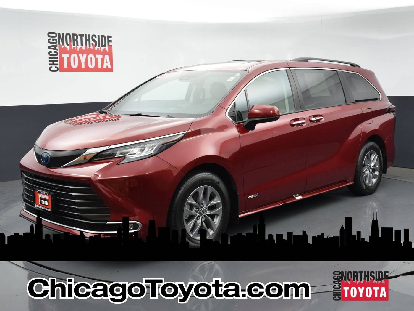 2021 Toyota Sienna XLE — Minivan — 38,914 mi — Chicago, IL