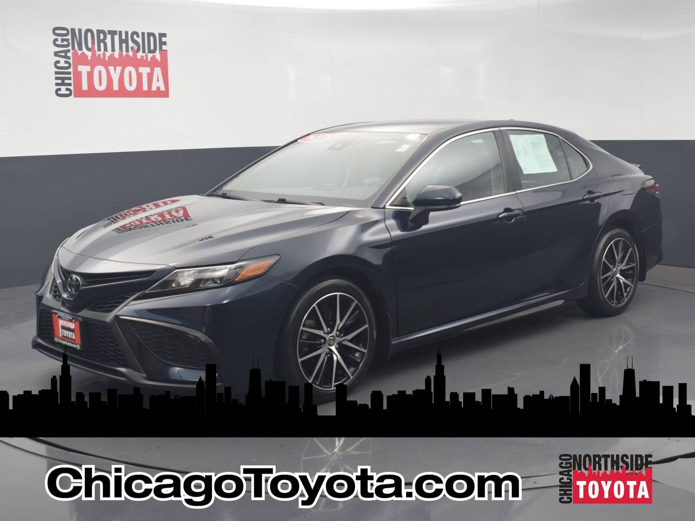 2021 Toyota Camry SE — Sedan — 64,994 mi — Chicago, IL