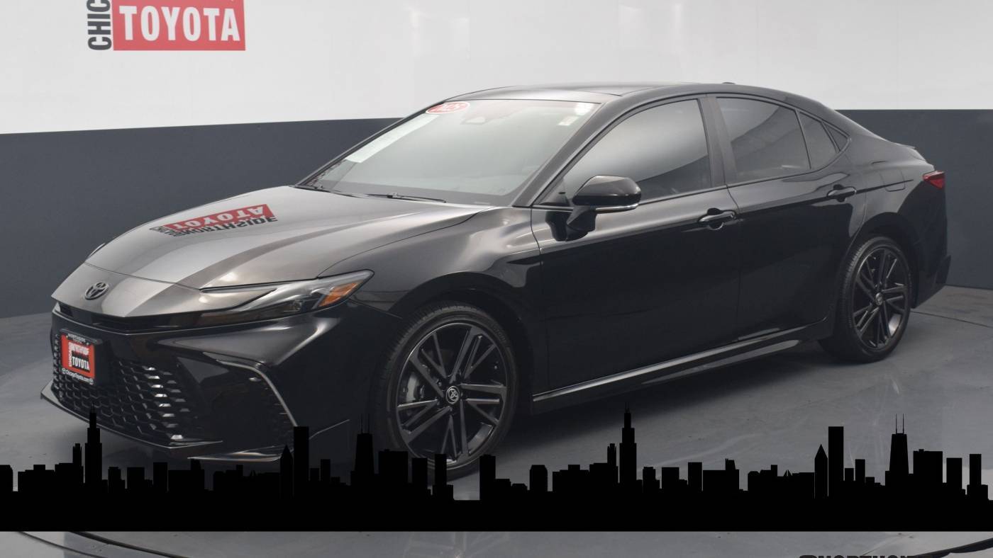 2025 Toyota Camry XSE — Sedan — 6,134 mi — Chicago, IL