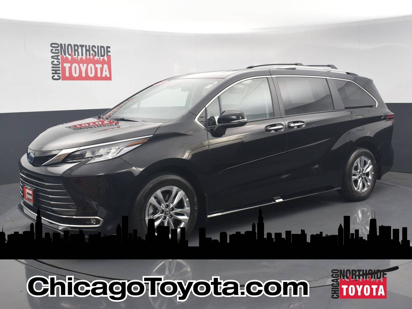2023 Toyota Sienna Limited — Minivan — 33 mi — Chicago, IL