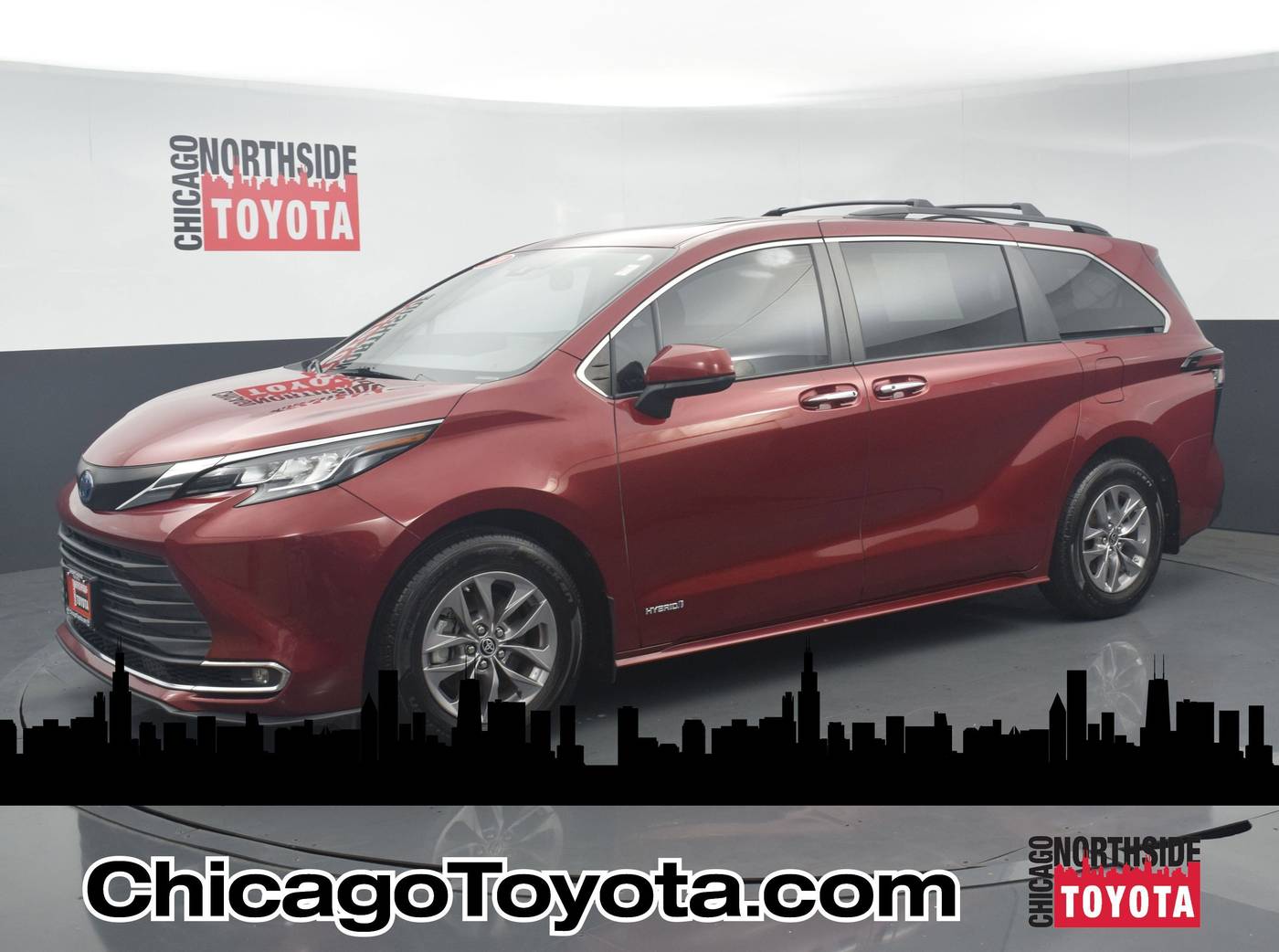2021 Toyota Sienna XLE — Minivan — 66,933 mi — Chicago, IL