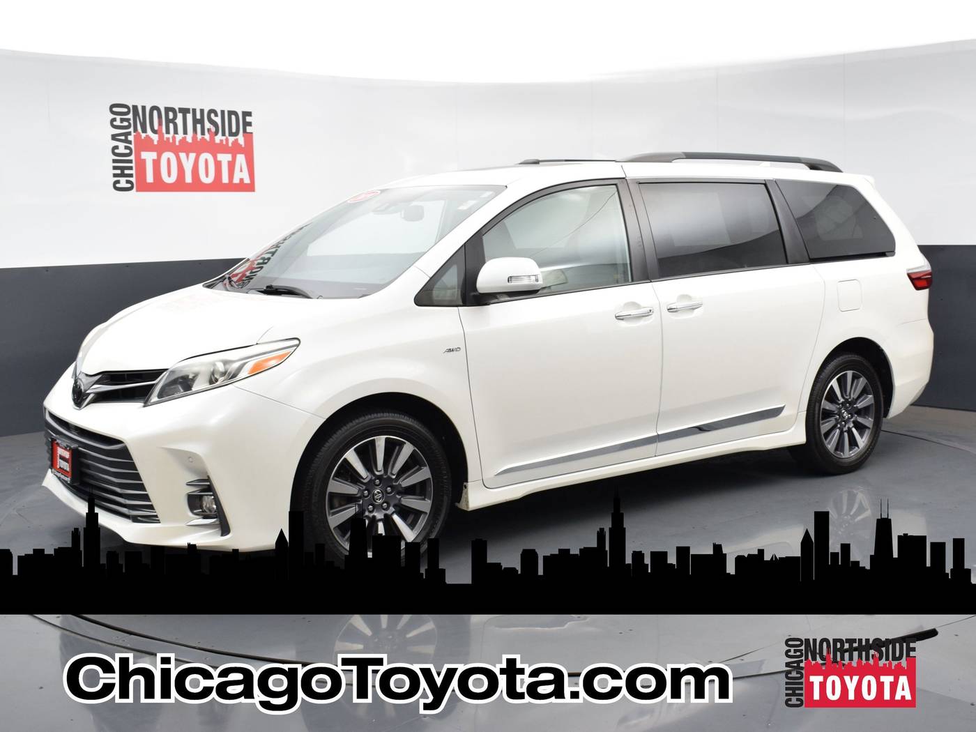 2019 Toyota Sienna XLE Premium — Minivan — 67,377 mi — Chicago, IL