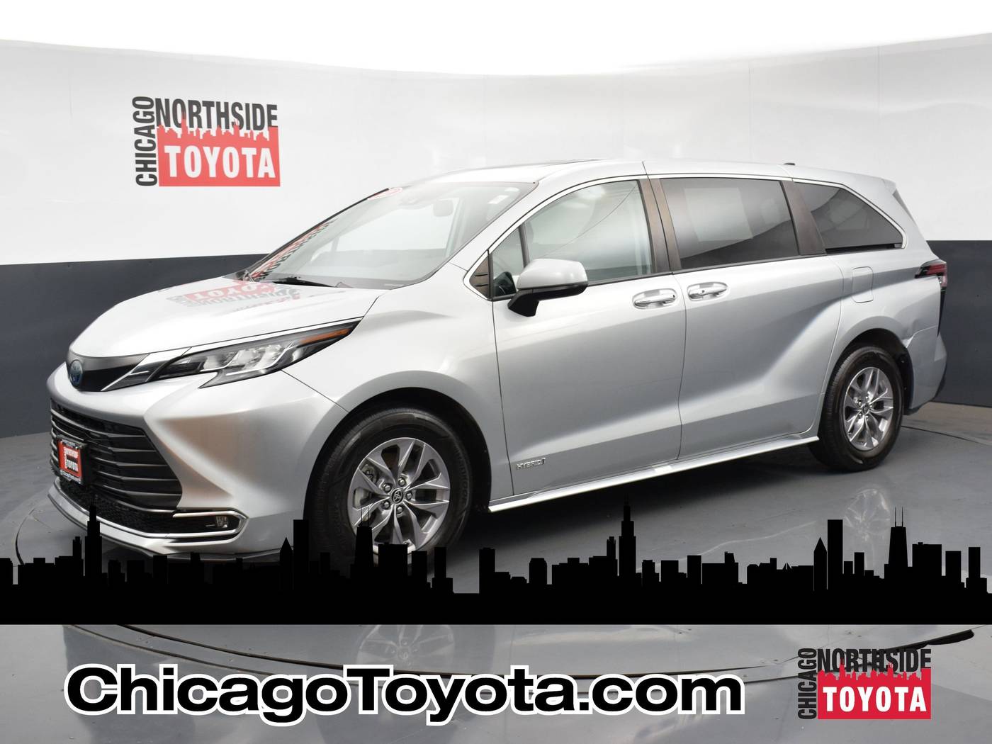 2021 Toyota Sienna XLE — Minivan — 57,336 mi — Chicago, IL