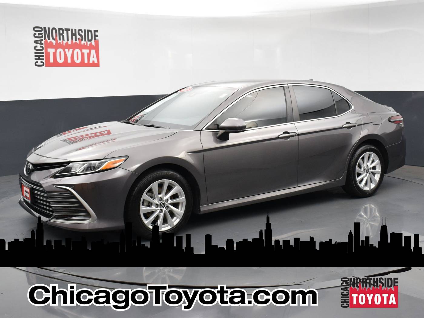 2021 Toyota Camry LE — Sedan — 70,401 mi — Chicago, IL